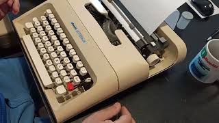 Olivetti Lettera 35 [upl. by Niamjneb]