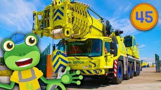 Gecko Meets A Real Crane  Geckos Real Vehicles  Construction Trucks For Children [upl. by Farlie951]