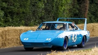 Plymouth Road Runner Superbird Nascar Goodwood 2015 [upl. by Yrrum38]