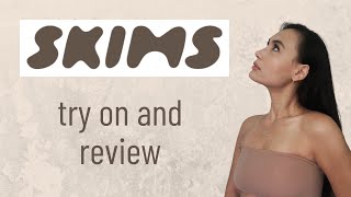 Review  SKIMS quotFits Everybodyquot Bandeau Bra  Strapless Bra that Stays Up [upl. by Aztiray]