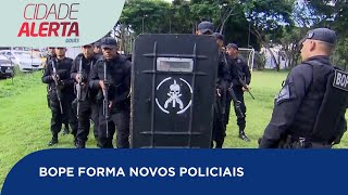 BOPE FORMA NOVOS POLICIAIS [upl. by Oinigih753]