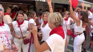 STREET Basque Song Pamplona 2022 [upl. by Sidwohl]