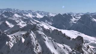 Panoramaüberflug über das Skigebiet Ischgl  Samnaun [upl. by Namzed659]